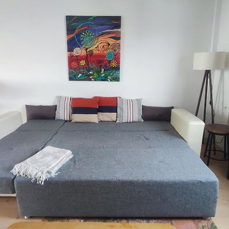 Central, Cozy, 15 Min Walk To The Beach, Fast Wi-Fi, Free Parking, 4Ppl Bodrum Esterno foto